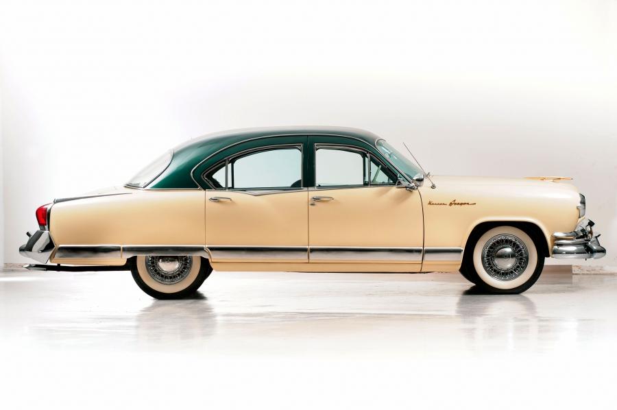  Kaiser-Dragon Sedan 1953 года  (фото 3 из 7)